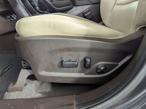 Used 2017 Hyundai Santa Fe Sport w/ 2.4L Tech Package 04 image 13