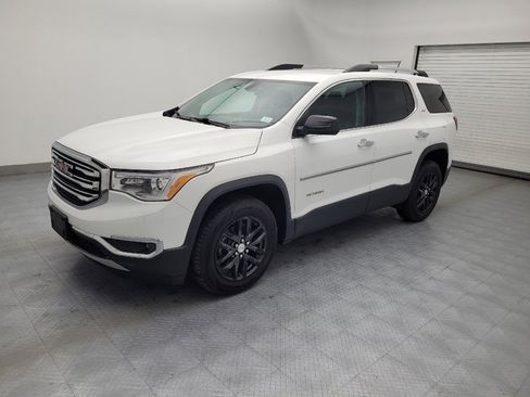 Used 2018 GMC Acadia SLT image 2