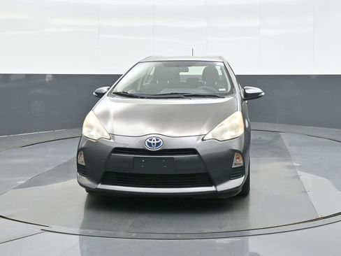 Used 2012 Toyota Prius C Two image 2
