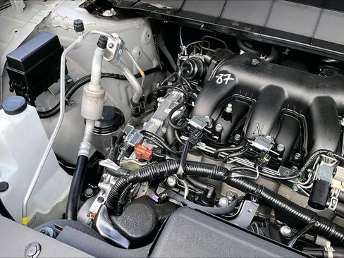 New 2026 Nissan Pathfinder Platinum w/ Cargo Package FWD image 17