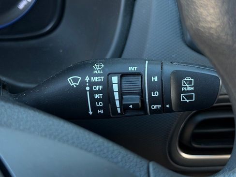 Certified 2022 Hyundai Kona SEL image 18