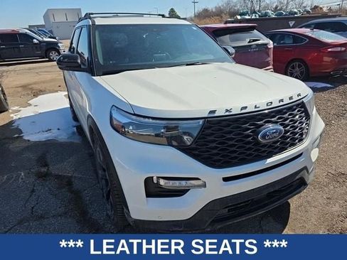 Used 2022 Ford Explorer ST w/ Equipment Group 401A image 3