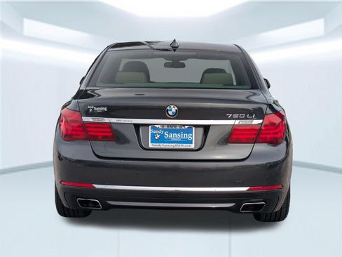 Used 2015 BMW 750Li RWD image 4