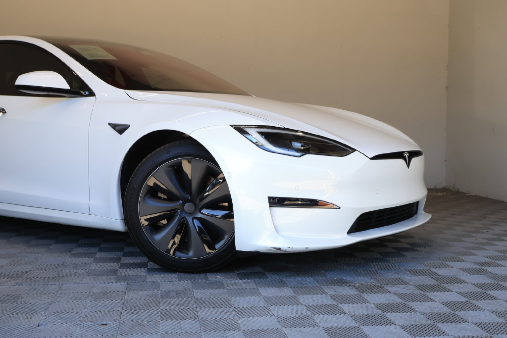 Used 2022 Tesla Model S AWD/4WD image 3