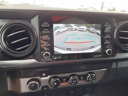 Used 2020 Toyota Tacoma SR AWD/4WD image 30