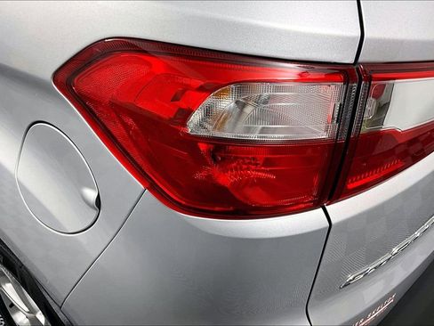 Used 2021 Ford EcoSport SE FWD image 28