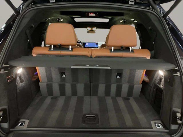 Used 2024 BMW X7 M60i w/ Executive Package AWD/4WD image 86