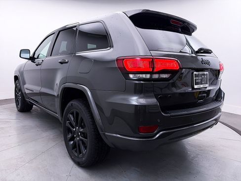 Used 2021 Jeep Grand Cherokee Laredo X image 14