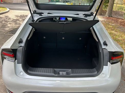 Used 2024 Toyota Prius LE image 10