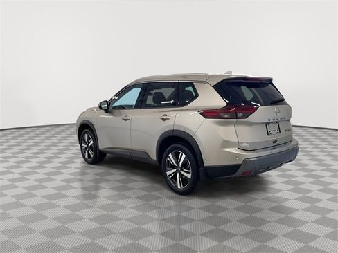 Certified 2024 Nissan Rogue SL w/ SL Premium Package image 7