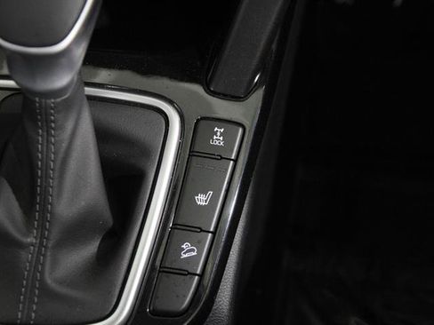 Used 2024 Kia Seltos S image 17