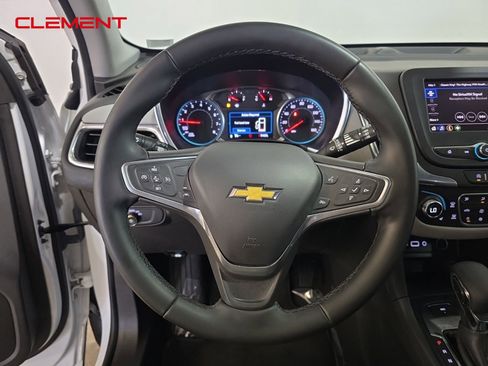 Used 2023 Chevrolet Equinox LT w/ Driver Convenience Package image 13