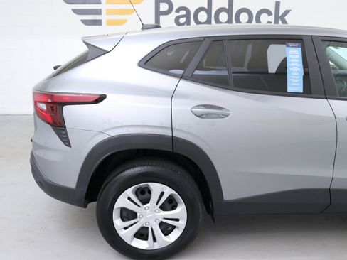 Certified 2024 Chevrolet Trax LS image 9