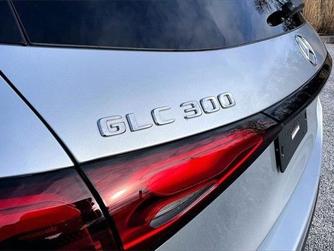 Certified 2025 Mercedes-Benz GLC 300 4MATIC image 27