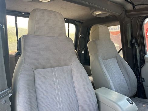 Used 2004 Jeep Wrangler X w/ Wheel Plus Group AWD/4WD image 44