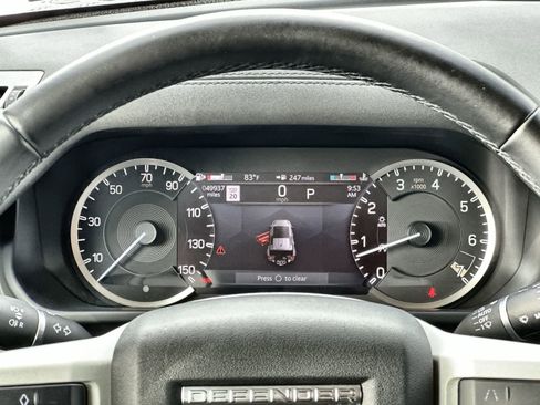 Used 2023 Land Rover Defender 110 image 24