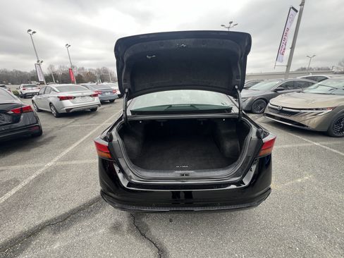 Certified 2023 Nissan Altima 2.5 SV image 32