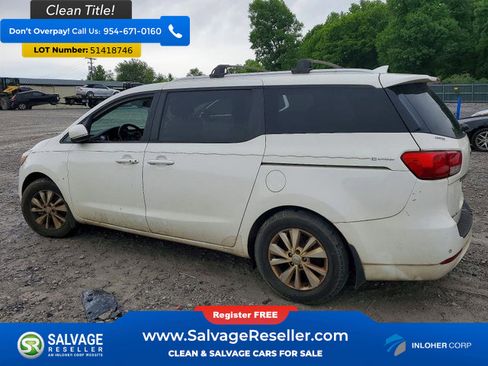 Used 2016 Kia Sedona LX w/ LX Essentials Premium Package FWD image 3