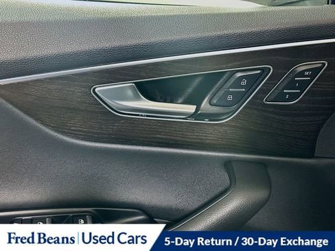 Used 2022 Audi Q7 3.0T Premium Plus image 18