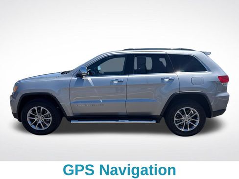 Used 2015 Jeep Grand Cherokee Limited w/ Trailer Tow Group IV AWD/4WD image 3