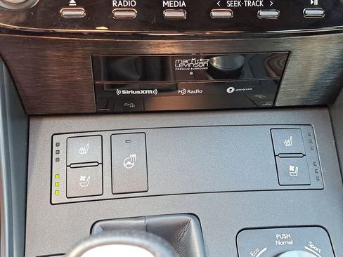 Used 2022 Lexus IS 350 F Sport image 23