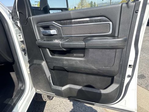 Used 2024 RAM 2500 Big Horn image 26