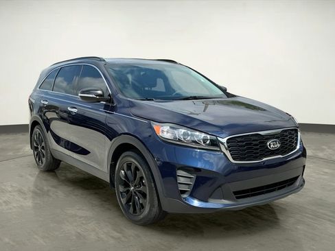 Used 2019 Kia Sorento S FWD image 9