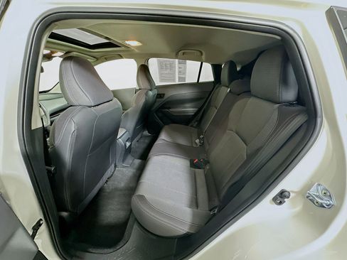 Used 2024 Subaru Crosstrek 2.0i Premium image 27