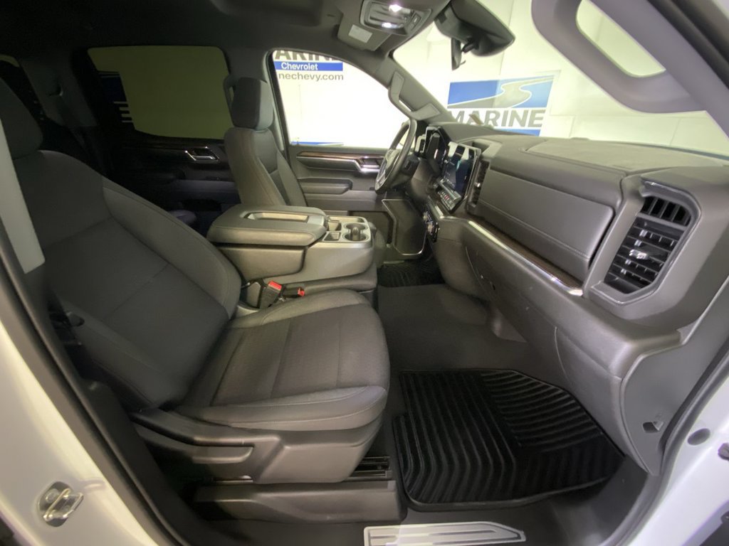 Used 2023 Chevrolet Silverado 1500 RST w/ Z71 Off-Road Package AWD/4WD image 33