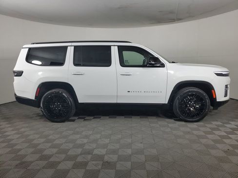 New 2026 Jeep Grand Wagoneer Limited image 3