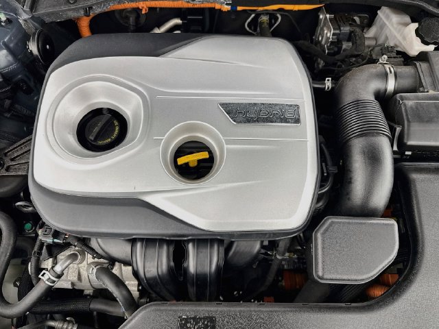 Used 2016 Hyundai Sonata SE FWD image 40