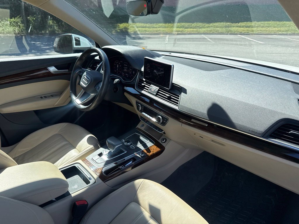 Used 2018 Audi Q5 2.0T Premium Plus w/ Premium Plus Package AWD/4WD image 14