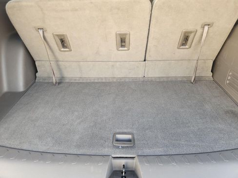 Used 2018 Chevrolet Traverse LT FWD image 31