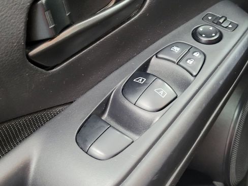 Used 2024 Nissan Kicks S FWD image 27