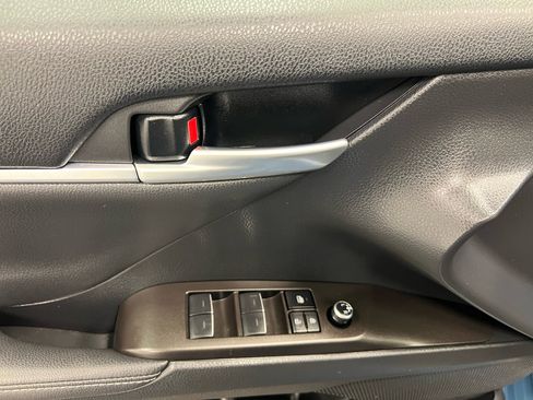 Used 2024 Toyota Camry XSE image 6