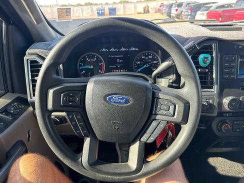 Used 2018 Ford F350 XLT AWD/4WD image 11