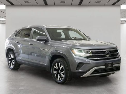 Used 2020 Volkswagen Atlas Cross Sport SE AWD/4WD image 1