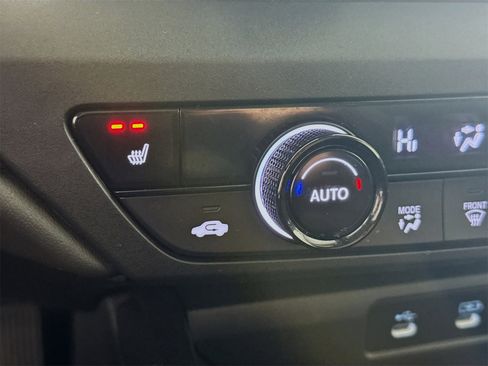 Used 2023 Honda Accord EX image 17