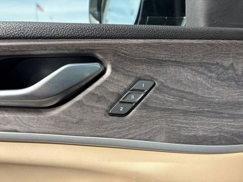 Used 2024 Jeep Grand Cherokee L Limited w/ Luxury Tech Group II image 22