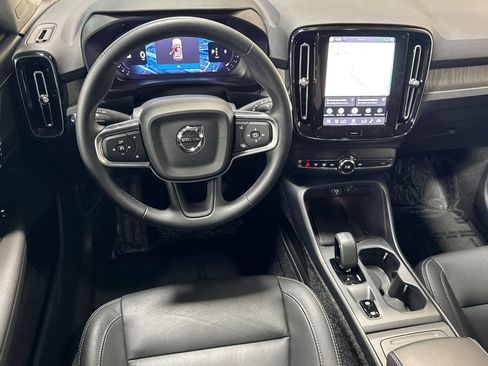 Used 2026 Volvo XC40 B5 Plus w/ Protection Package Premier AWD/4WD image 17
