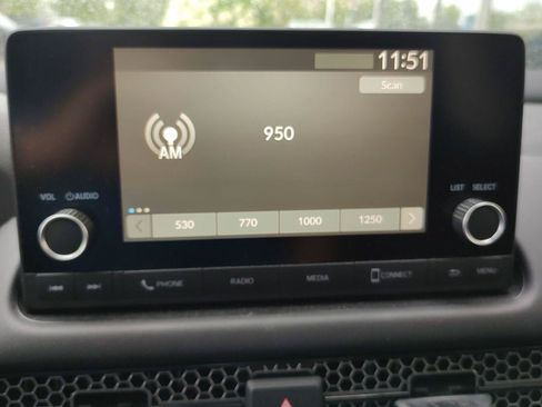 Used 2025 Honda HR-V Sport image 8