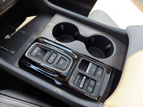 Used 2026 Honda Pilot Elite image 37
