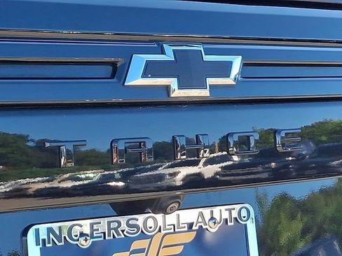 Used 2023 Chevrolet Tahoe RST w/ Luxury Package AWD/4WD image 33