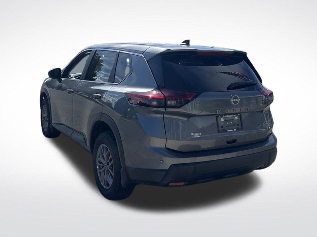 Certified 2026 Nissan Rogue S AWD/4WD image 5