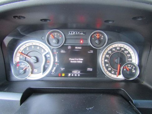 Used 2014 RAM 3500 Big Horn image 15