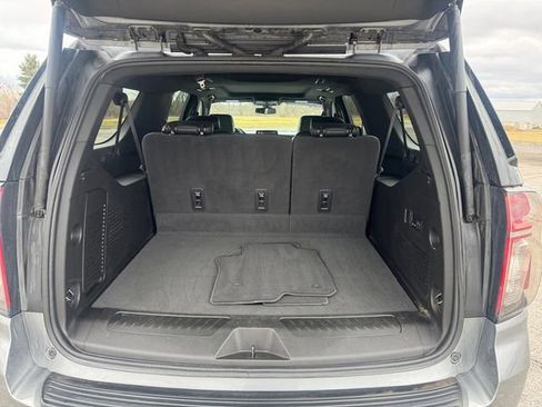 Certified 2022 Chevrolet Suburban LT w/ LT Signature Plus Package AWD/4WD image 19