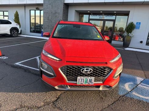 Used 2019 Hyundai Kona Limited AWD/4WD image 2