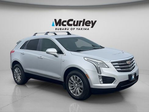 Used 2018 Cadillac XT5 Luxury w/ Driver Awareness Package image 13