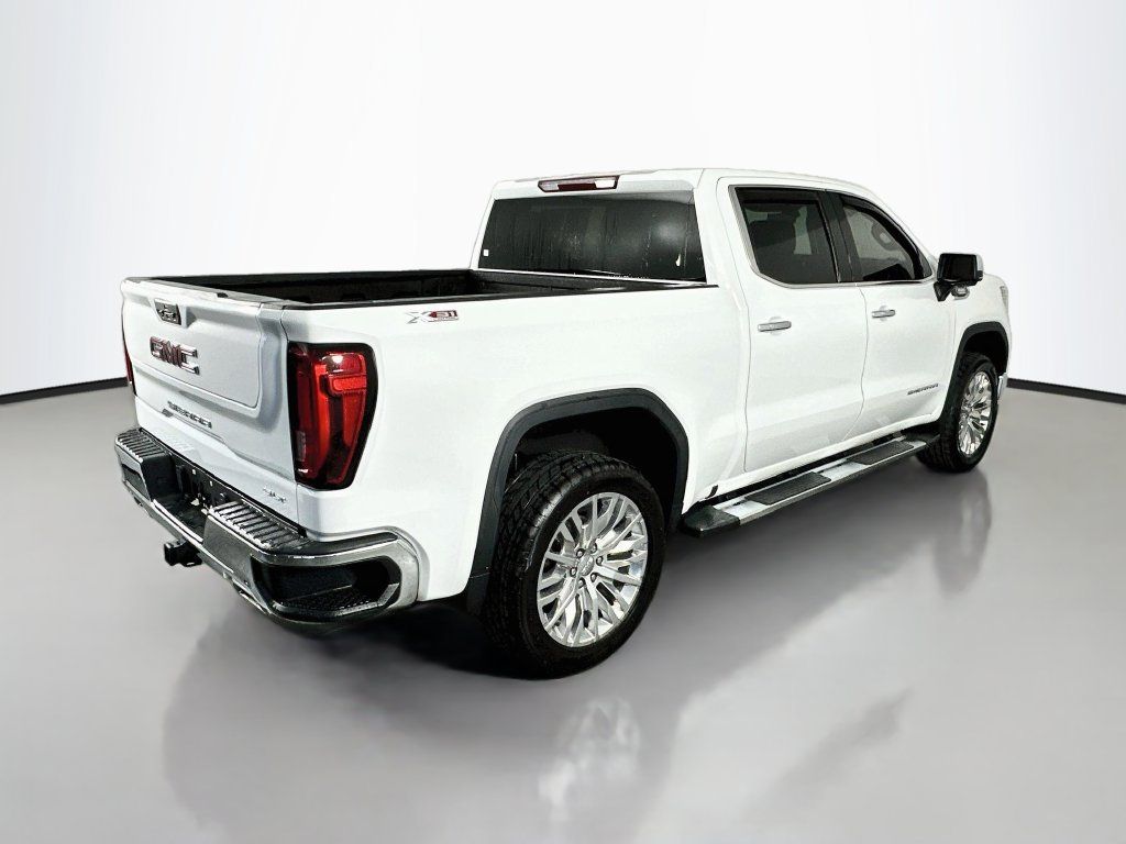 Used 2020 GMC Sierra 1500 SLT w/ X31 Off-Road Package AWD/4WD image 7