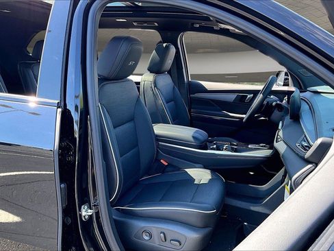 New 2026 Buick Enclave Sport Touring AWD/4WD image 12